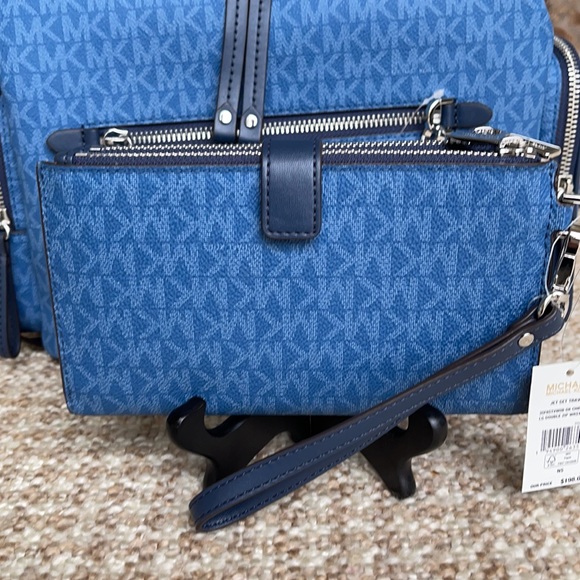 Michael Kors Jet Set Travel Lg Double Zip - Picture 4 of 16